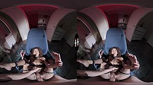 大奶子和巨乳在硬核VR色情视频中