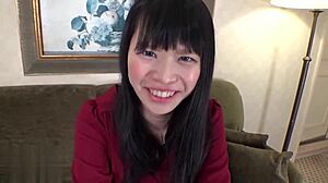 Craving Asian girl from Japan Lori in uncensored amateur video